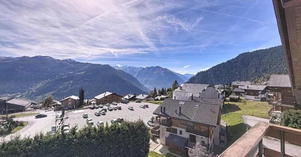 A VENDRE 5 PIECES A VERBIER