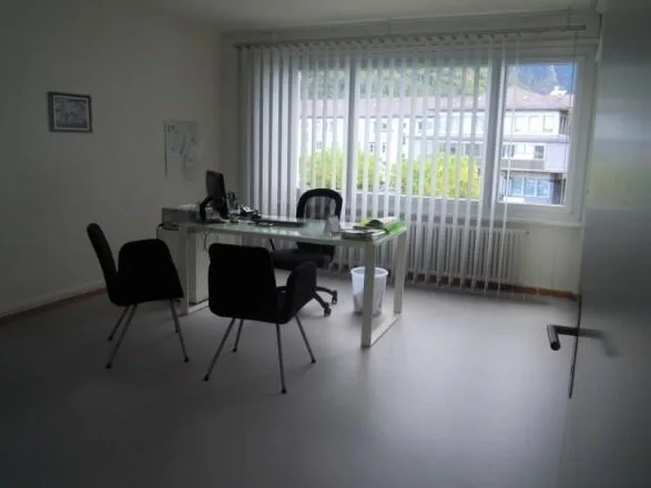 A Vendre Immeuble de Rendement Mixte A Proximité de l'Hôpital Martigny