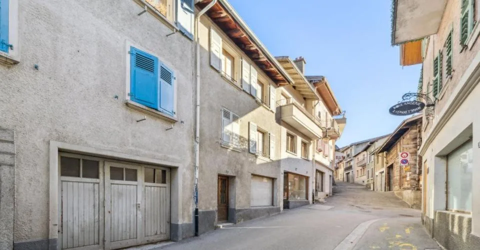 Charmante maison de village à rénover. Un projet authentique !