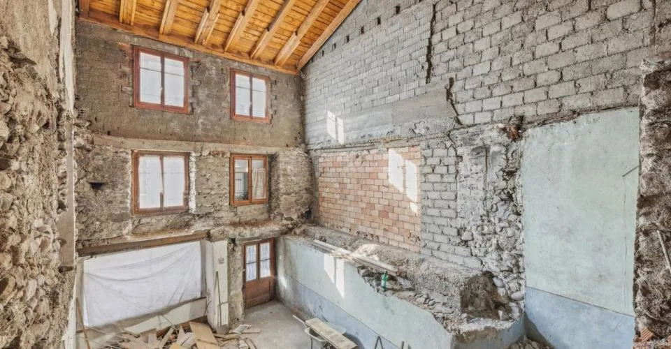 Charmante maison de village à rénover. Un projet authentique !