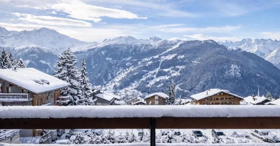 Vue Dégagée depuis les Combles