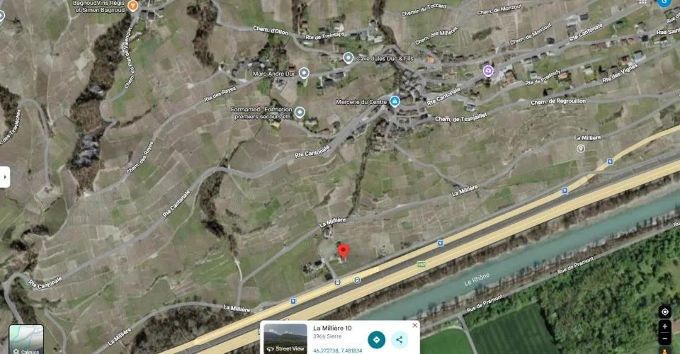2 GRANGES À RÉNOVER SIERRE TERRAIN DE 780m2