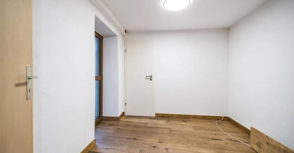 Petite maison villageoise constitutée de deux studios