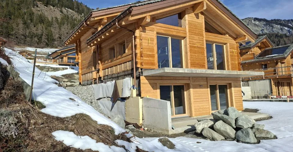 Proche Verbier LE LEVRON Chalet 3 étages 6.5 pièces