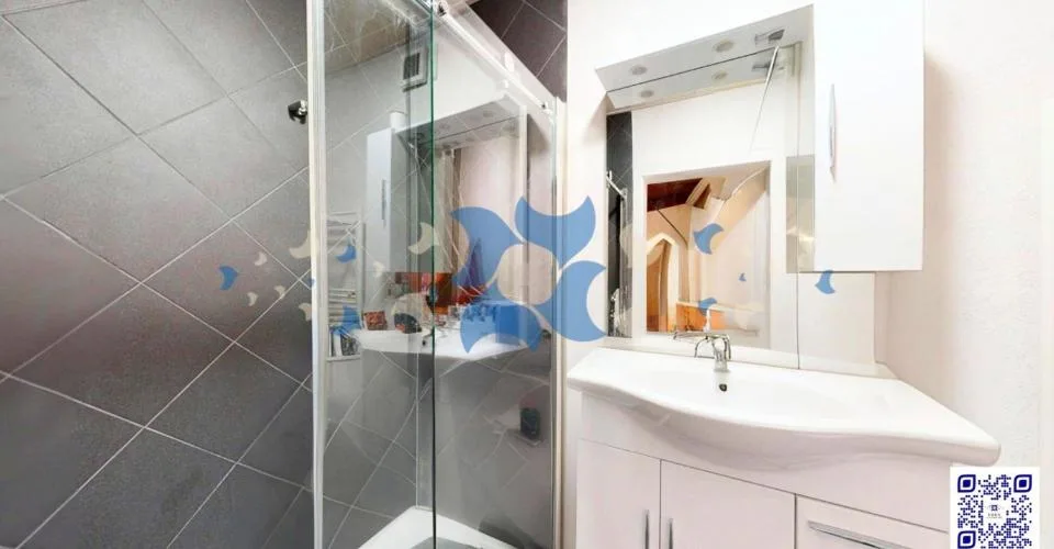 À vendre - Superbe appartement 2.5 pièces rénové avec cachet, au coeur de Saint-Maurice (VS)