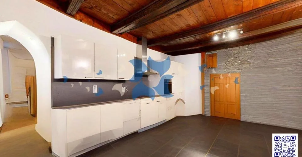 À vendre - Superbe appartement 2.5 pièces rénové avec cachet, au coeur de Saint-Maurice (VS)
