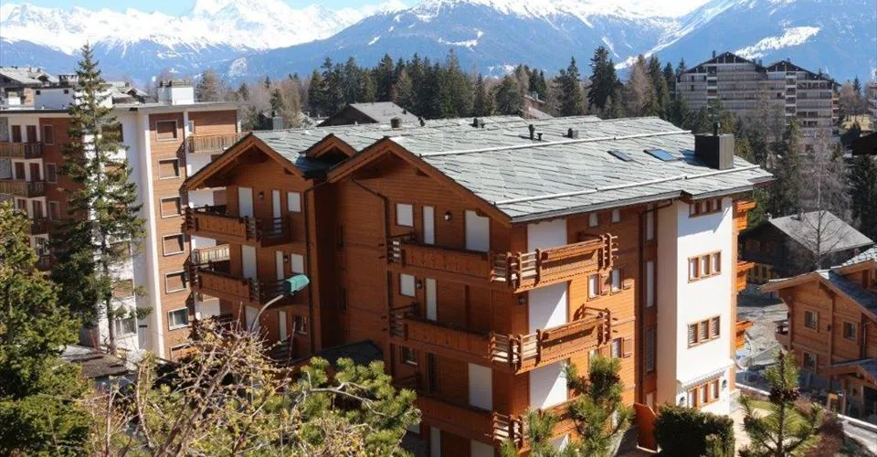 Beau duplex situé à quelques minutes à pied du centre de Crans
