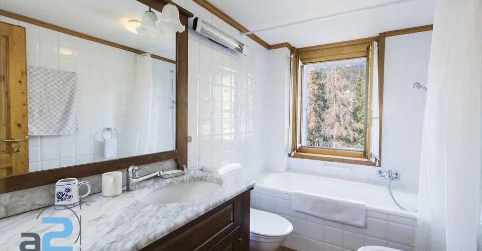 Au coeur de Crans et en bordure du golf, chalet de deux logements – Foto 9 von 13