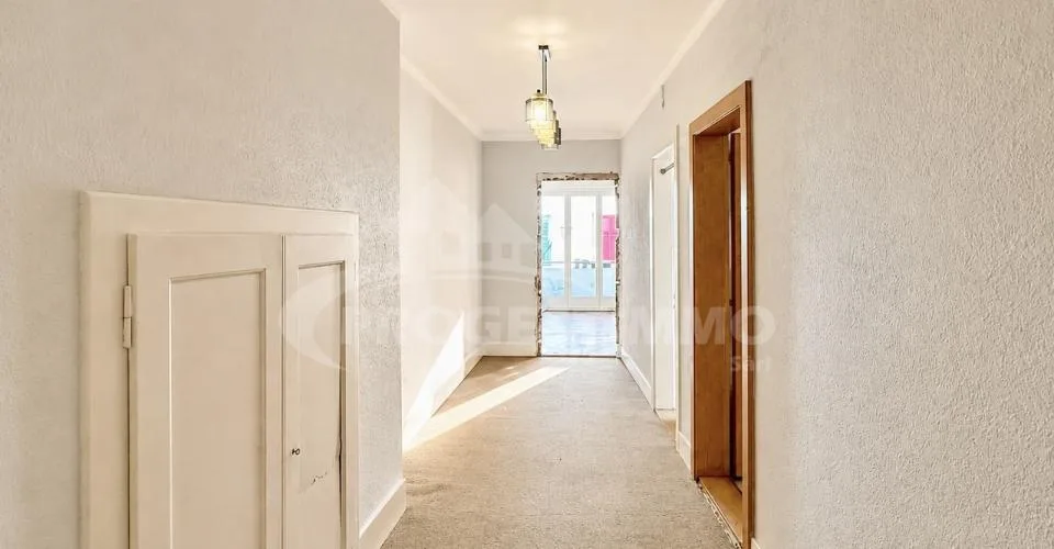 APPARTEMENT 3,5 PIÈCES IDÉALEMENT SITUÉ
