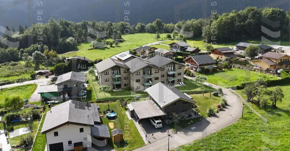 2,5 pièces au rez-de-chaussée