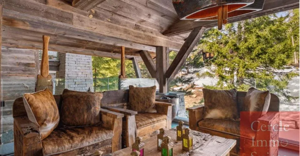 Chalet d'exception de 1 788 m2 à Crans-Montana