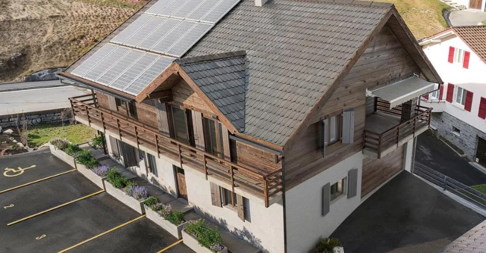 Vérossaz Chalet-Grange à Transformer en 2 appartements spacieux