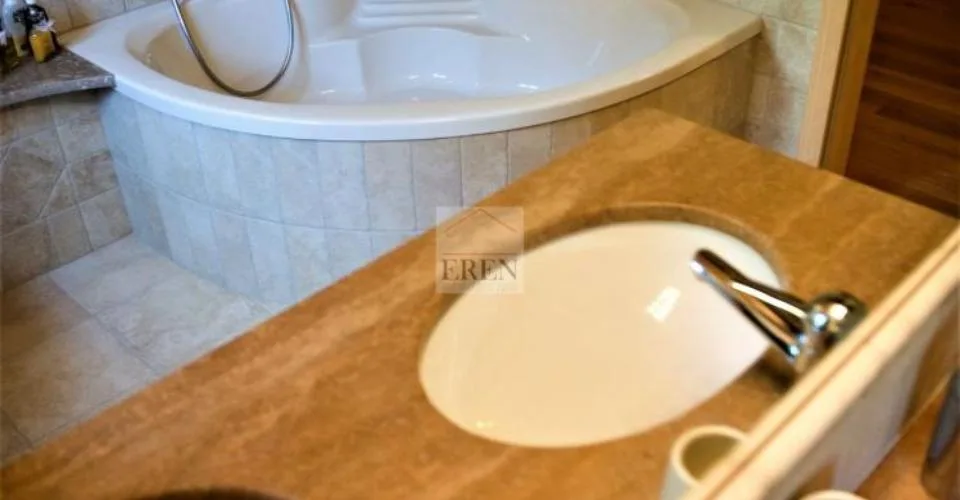 Exceptionnel chalet de 7,5 pièces avec SPA et jacuzzi à Ovronnaz - Résidence secondaire – foto 9 di 13