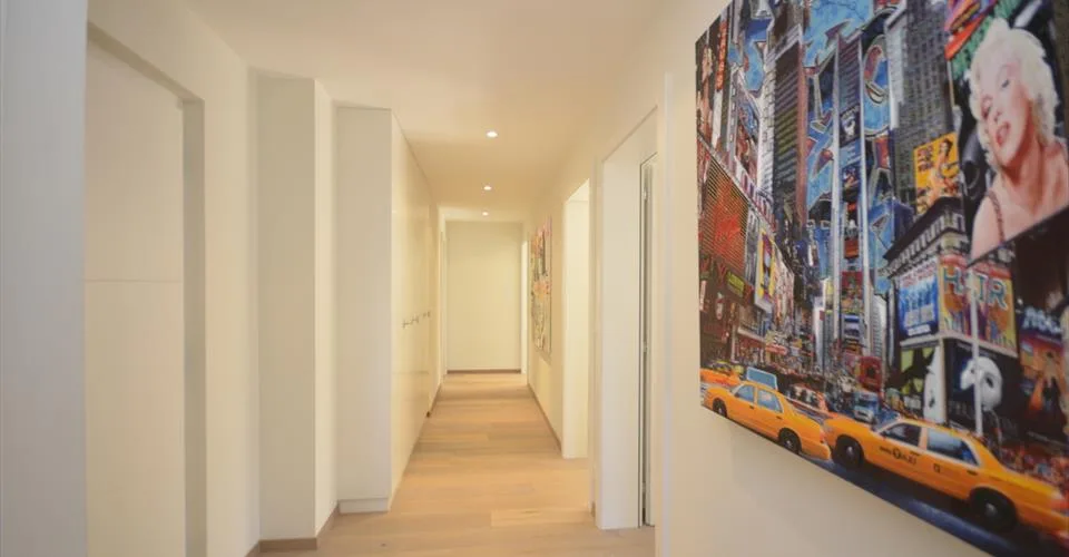 Luxueux 4.5 meublé avec grand balcon, en résidence secondaire