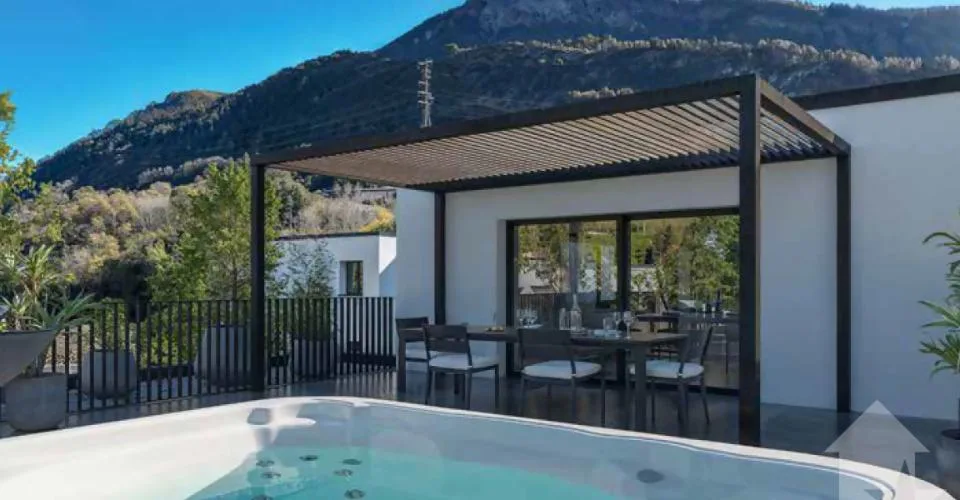 Nouvelle promotion 3.5 pièces avec jardin, terrasse ou balcon