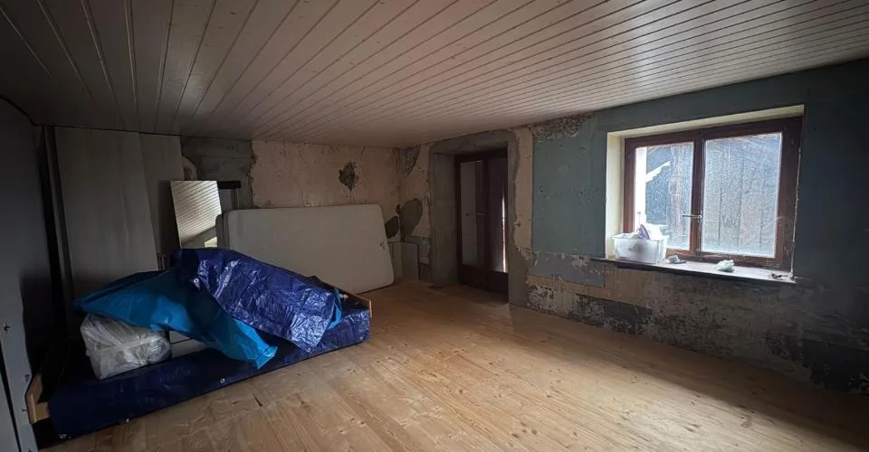 Appartement 1 pièce et demi dans une maison de village