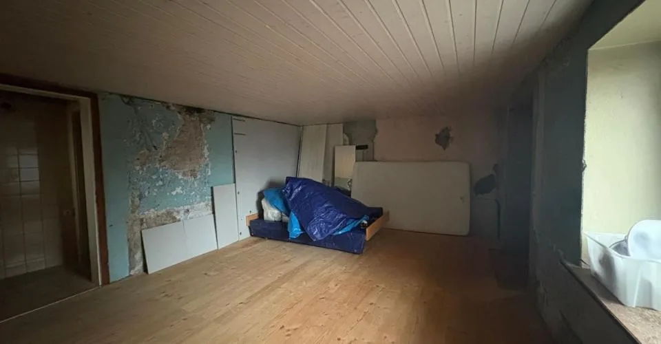 Appartement 1 pièce et demi dans une maison de village