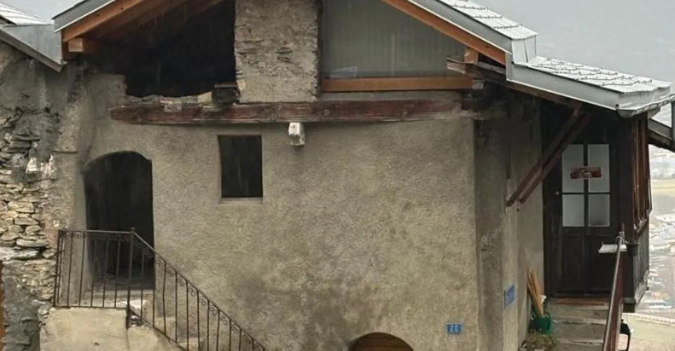 Appartement 1 pièce et demi dans une maison de village