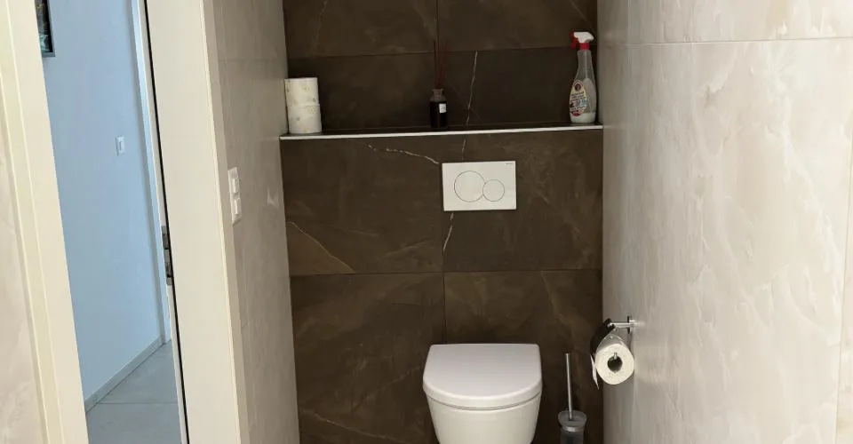 Spacieux appartement contemporain de 4.5 pièces avec grande terrasse