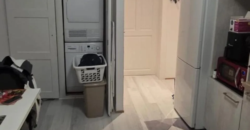 Joli 2.5 pièces, complètement rénové avec un garage box