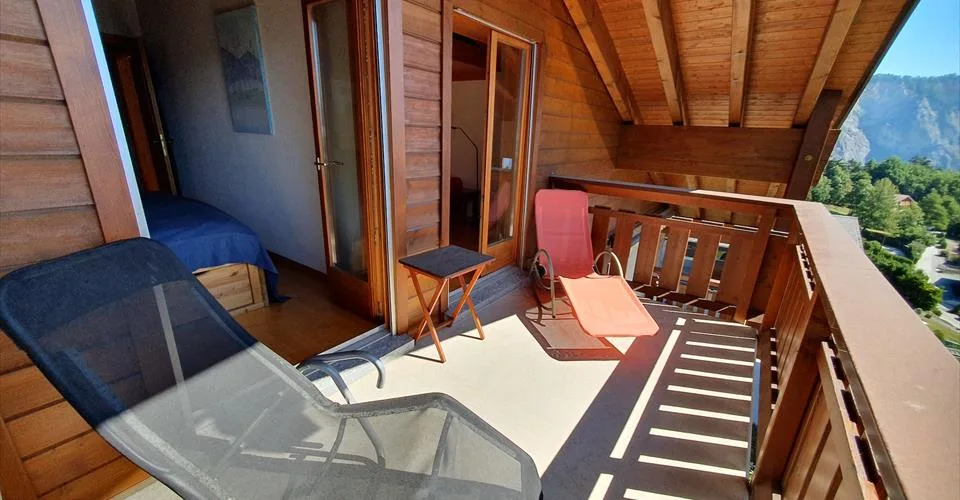 Coup de coeur ! Appartement 3.5 pièces, attique, duplex, orienté sud, à Ovronnaz/VS