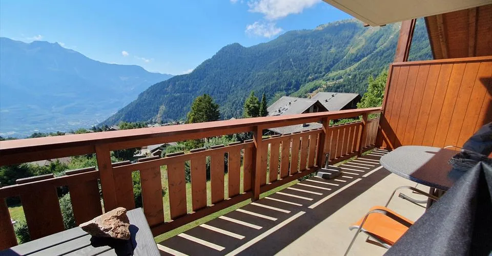 Coup de coeur ! Appartement 3.5 pièces, attique, duplex, orienté sud, à Ovronnaz/VS