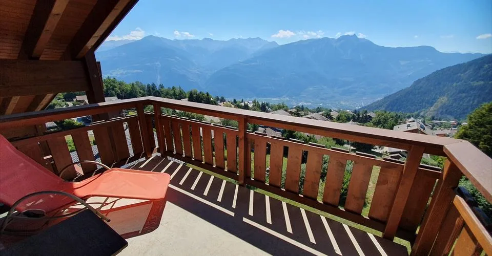 Coup de coeur ! Appartement 3.5 pièces, attique, duplex, orienté sud, à Ovronnaz/VS