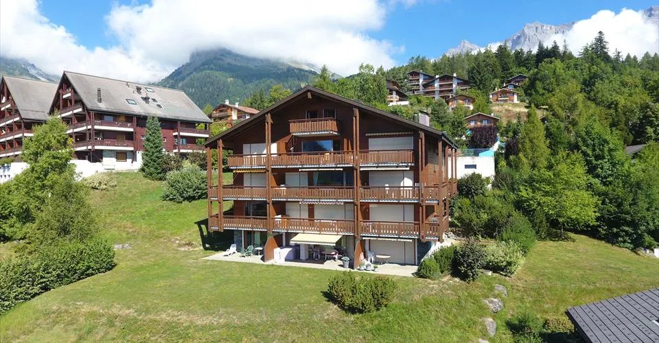 Coup de coeur ! Appartement 3.5 pièces, attique, duplex, orienté sud, à Ovronnaz/VS