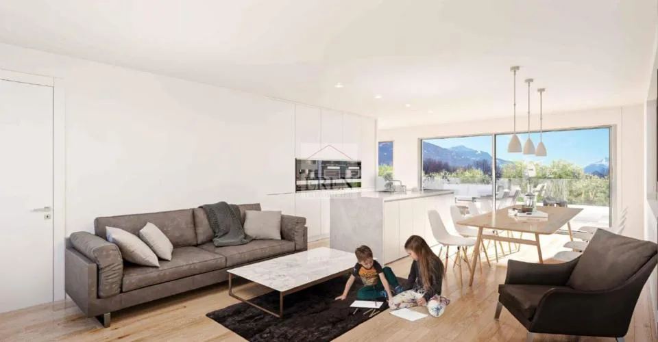 Appartement 3,5 pièces au rez de chaussée avec terrasse et pelouse