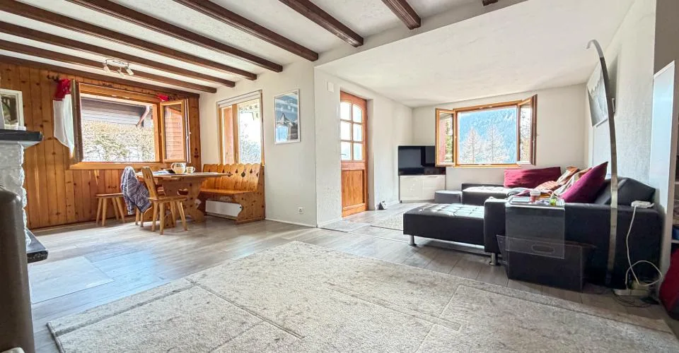 Chalet orienté sud-ouest en lisière de forêt à Ovronnaz/Valais – Foto 2 von 22