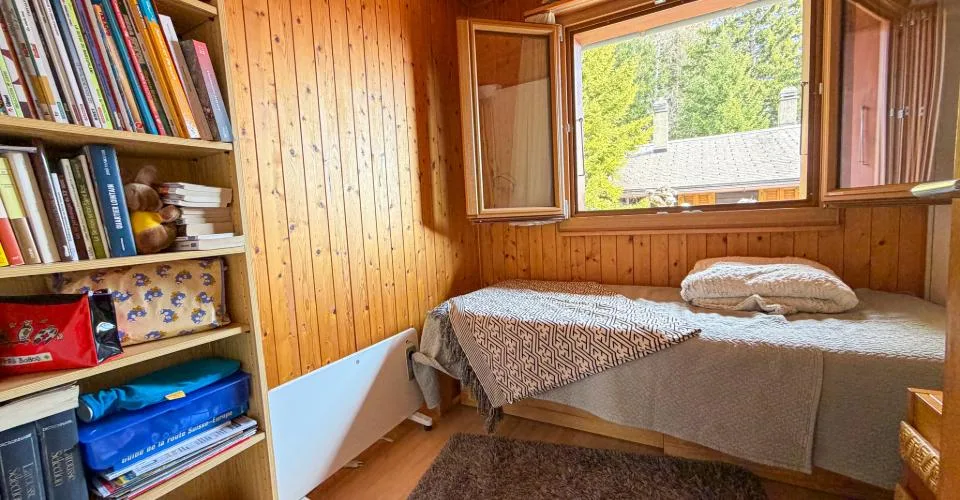 Chalet orienté sud-ouest en lisière de forêt à Ovronnaz/Valais – Foto 12 von 22