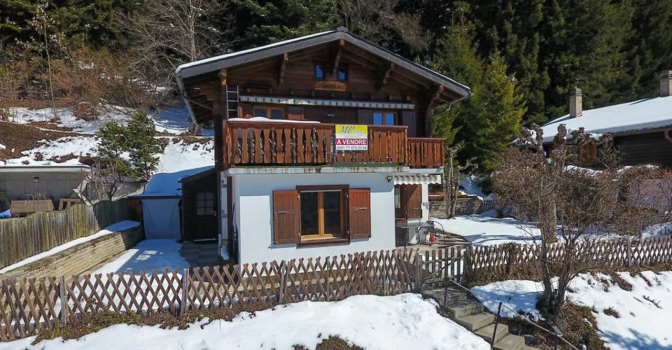 Chalet orienté sud-ouest en lisière de forêt à Ovronnaz/Valais – Foto 19 von 22