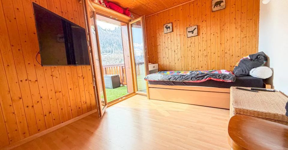 Chalet orienté sud-ouest en lisière de forêt à Ovronnaz/Valais – Foto 11 von 22