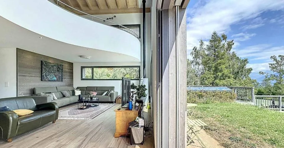 Exceptionnel chalet sur 3 niveaux avec piscine intérieure- espace bien-être