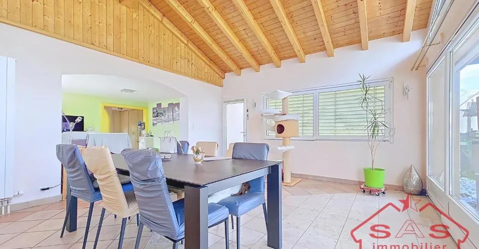 Spacieuse villa familiale rénovée avec appartement indépendant