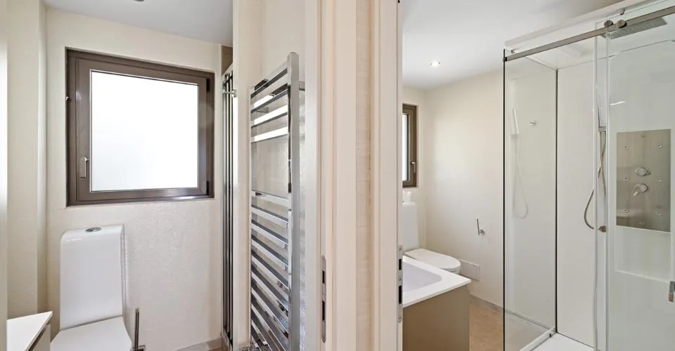 Chalet spacieux avec piscine intérieure à Crans-Montana – Foto 6 von 10