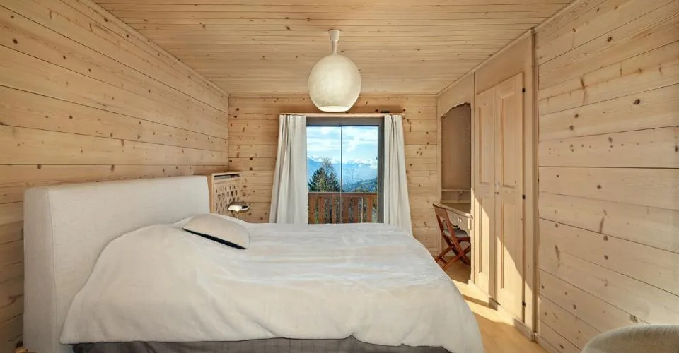 Chalet spacieux avec piscine intérieure à Crans-Montana – Foto 7 von 10