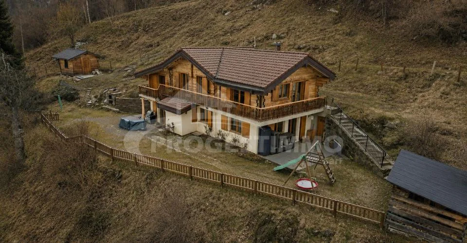 CHALET D'EXCEPTION AU CŒUR DU VALAIS