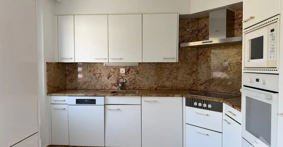 Bel appartement 4.5 pièces, situé à proximité des commodités