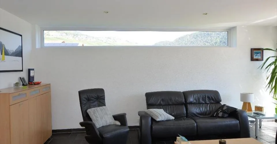Villa contemporaine au coeur du vignoble valaisan offrant une qualité de vie à votre famille à St-Séverin