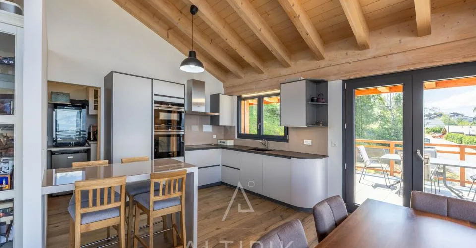 Chalet contemporain à deux pas du centre de Haute-Nendaz
