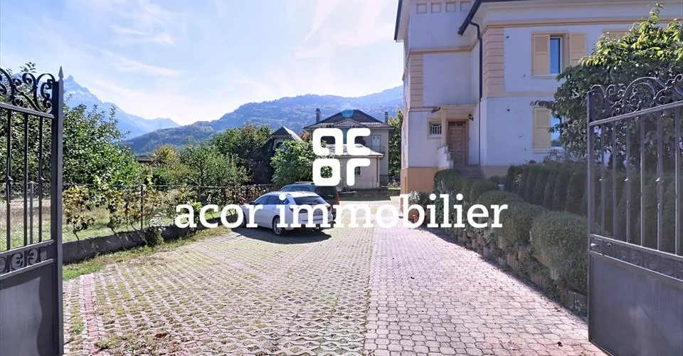 MONTHEY - Immeuble de prestige unique avec plusieurs logements