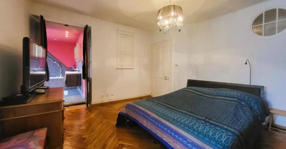 Grand appartement rénové avec studio en PPE – Foto 12 von 13