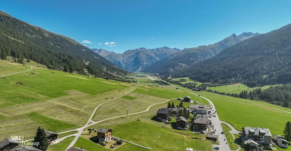 Appartement lumineux et chaleureux avec beaucoup de charme au centre du village