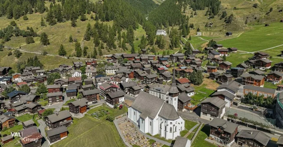 Appartement lumineux et chaleureux avec beaucoup de charme au centre du village