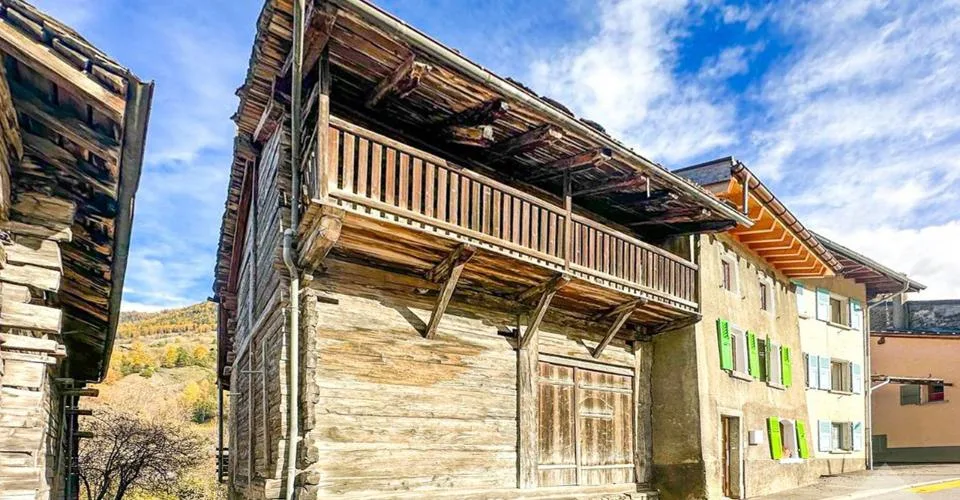 Grange à transformer en résidence principale à Orsières