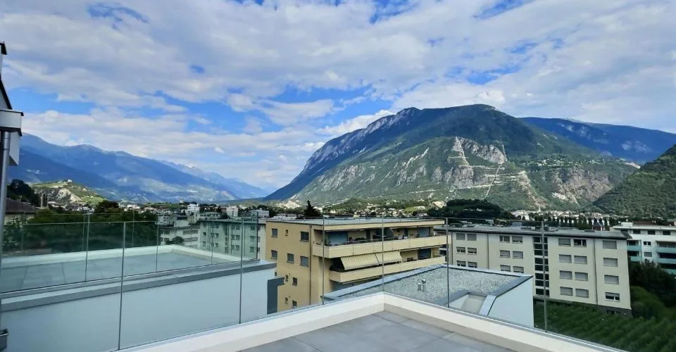 Bel appartement attique rooftop - 3.5 pièces à vendre - Sierre – foto 3 di 13