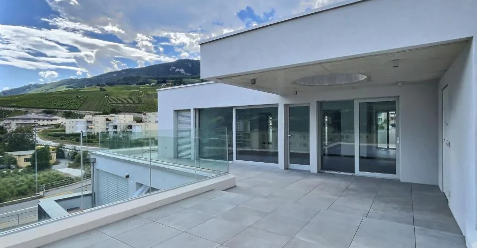Bel appartement attique rooftop - 3.5 pièces à vendre - Sierre – foto 2 di 13