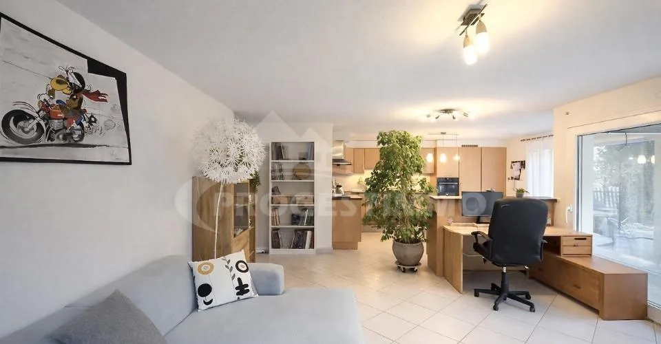 APPARTEMENT 4,5 PIÈCES AVEC VUE DÉGAGÉE SUR LES MONTAGNES
