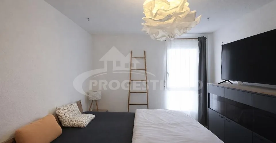 APPARTEMENT 4,5 PIÈCES AVEC VUE DÉGAGÉE SUR LES MONTAGNES